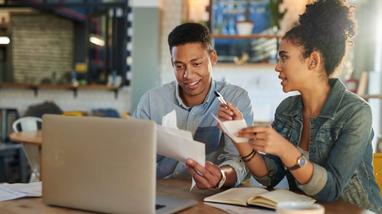 Global Guide: Where and How to Apply for a Credit Card with Minimal Bureaucracy