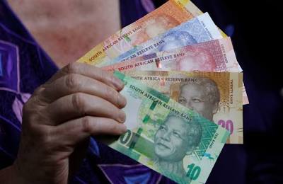 How to choose the best lending platform in South Africa: An analysis of Fintechs and Traditional